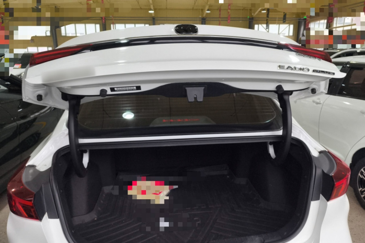 长安 逸动 2021款 PLUS 蓝鲸NE 1.4T GDI DCT尊贵型机舱底盘23