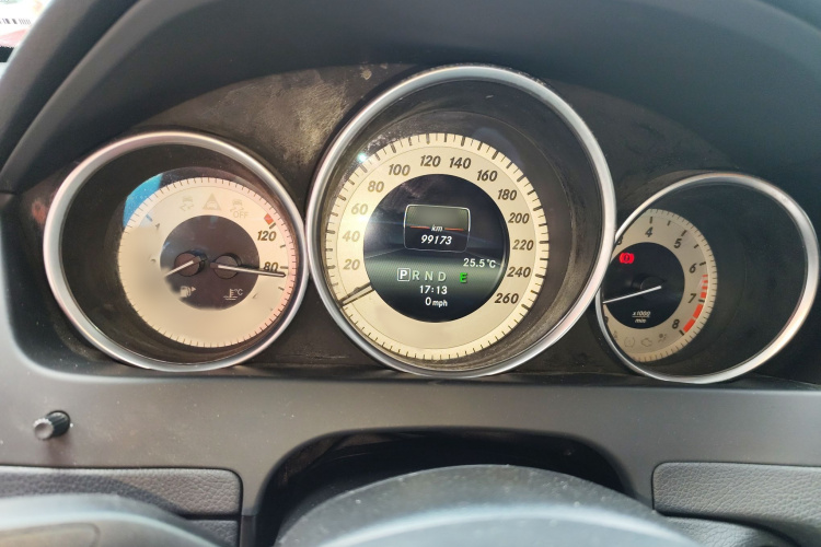 奔驰C级(进口) 2013款 C 180 轿跑版局部细节14