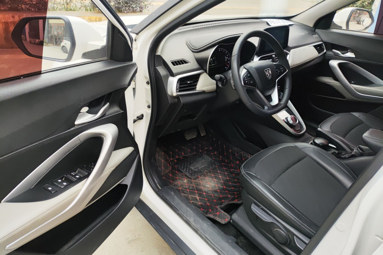 宝骏510 2017款 1.5L 自动时尚型中控内饰20