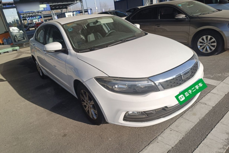 观致3 2018款 三厢 1.6L 自动领先型车身外观3