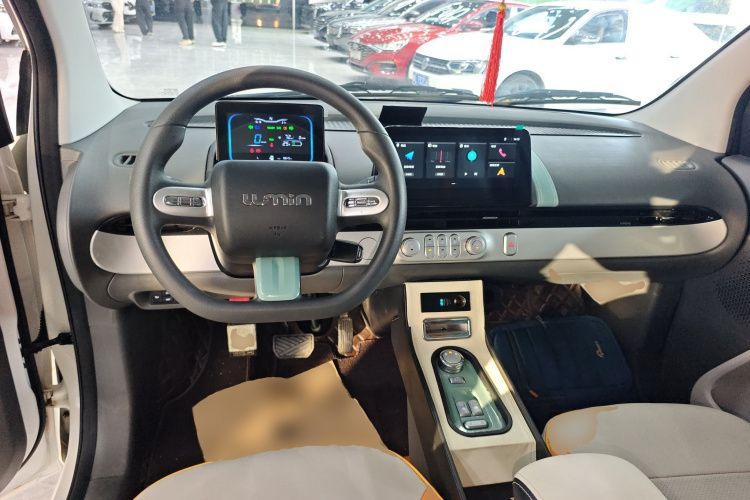 长安启源 长安Lumin 2023款 301km 蜜沁款中控内饰12