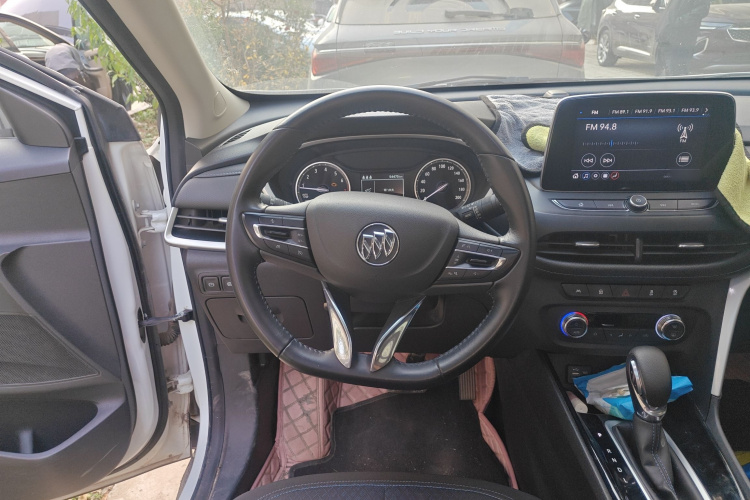 别克 昂科拉 2020款 20T CVT精英型中控内饰13