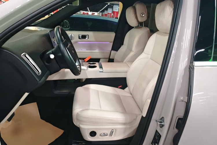 理想汽车 理想L6 2024款 Max中控内饰19