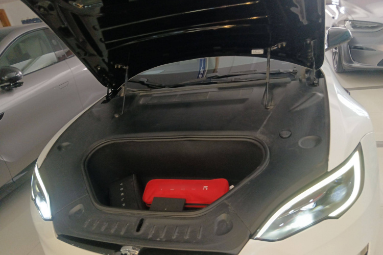 特斯拉 Model S 2023款 双电机全轮驱动版局部细节24