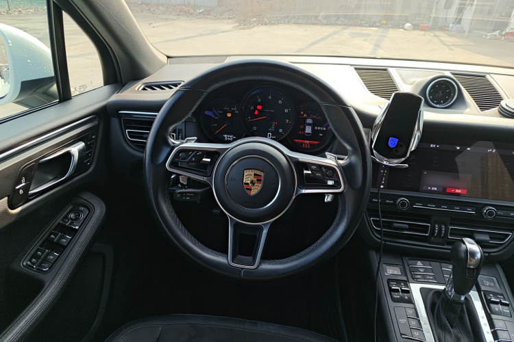保时捷 2021款 Macan 2.0T中控内饰13