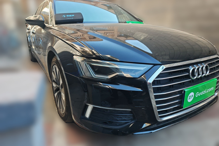 奥迪A6L 2019款 45 TFSI 臻选致雅型车身外观3