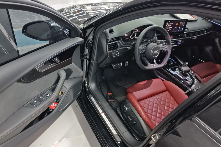 奥迪S4 2024款 S4 Avant 3.0TFSI中控内饰7003