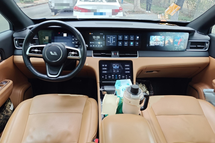 理想汽车 理想ONE 2021款 增程6座版中控内饰7002