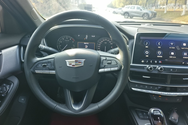 凯迪拉克CT5 2021款 改款 28T 豪华型局部细节13