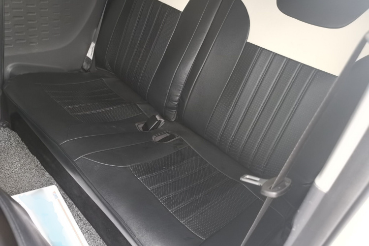 五菱汽车 宏光MINIEV 2022款 马卡龙臻享款 磷酸铁锂中控内饰21