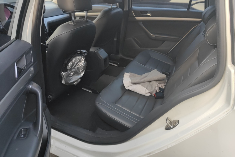 大众 朗行 2017款 230TSI DSG舒适版中控内饰21