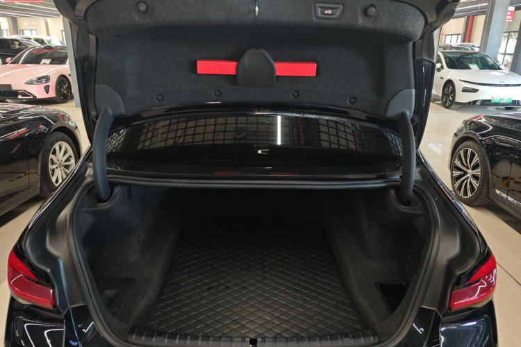 宝马5系 2022款 改款 525Li M运动套装局部细节23