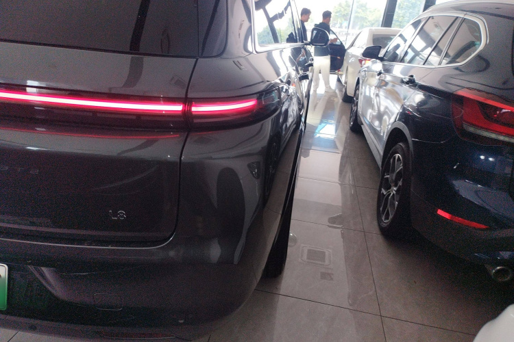 理想汽车 理想L8 2023款 Pro车身外观6006