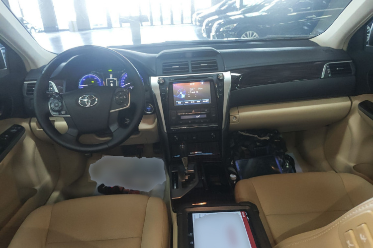 丰田 凯美瑞 2015款 双擎 2.5HG 豪华导航版中控内饰12