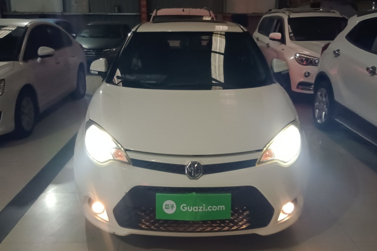 名爵3 2013款 1.5L AMT精英版车身外观2