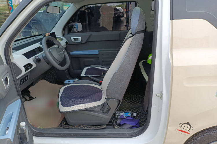 吉利银河 2023款 熊猫mini 200km 耐力熊中控内饰21