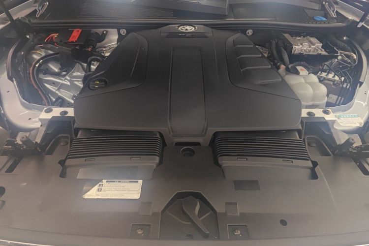 大众 途锐 2019款 2.0TSI 锐翼版 国V机舱底盘24