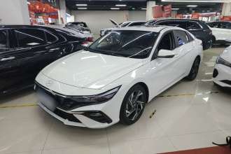 现代 伊兰特 2023款 1.5L CVT GLX精英版