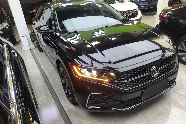 大众 帕萨特 2024款 330TSI 星空精英版车身外观6001