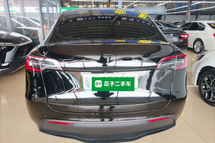 特斯拉 Model Y 2022款 改款 后轮驱动版车身外观6004