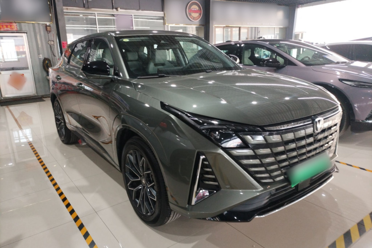 长安UNI-Z新能源 2024款 蓝鲸智电iDD 125km 卓越型车身外观6002