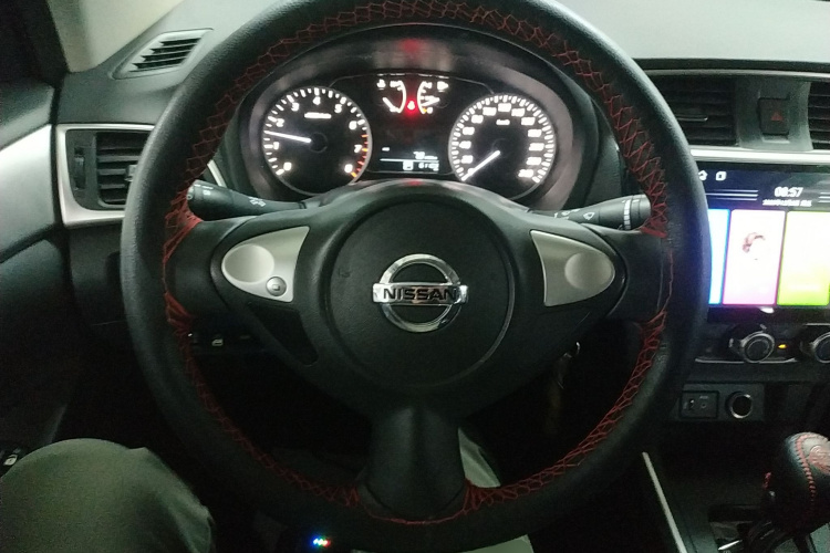 日产 轩逸 2022款 经典 1.6XE CVT舒适版中控内饰13