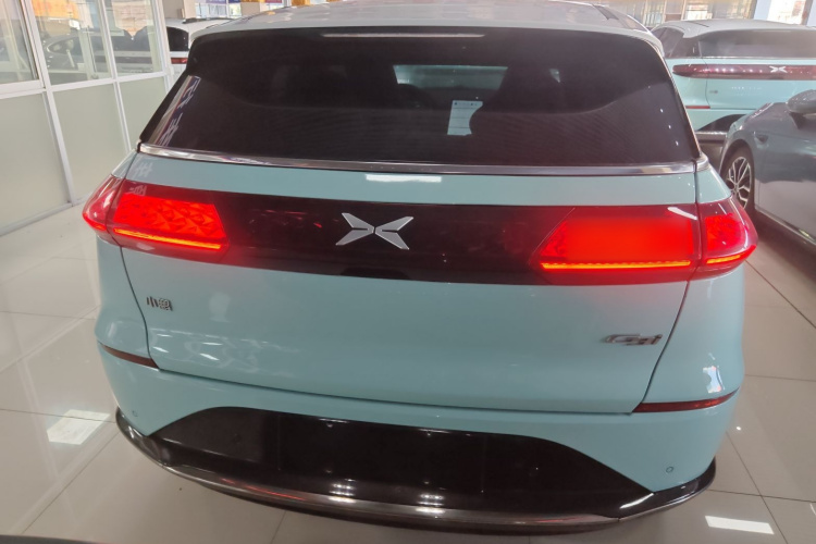 小鹏G3 2022款 G3i 460N车身外观6004