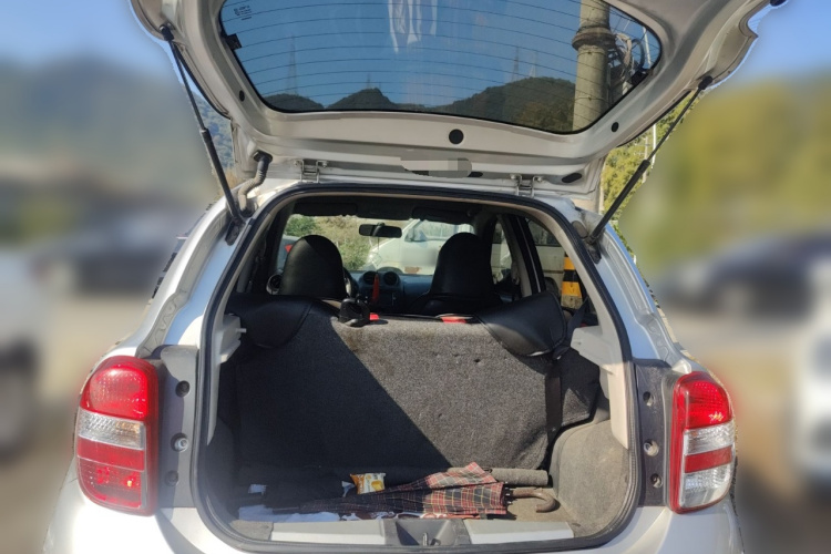 日产 玛驰 2015款 1.2L 手动易享版中控内饰23