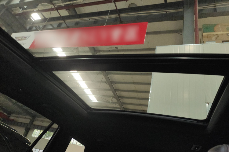 凯迪拉克XT6 2022款 2.0T 六座四驱豪华型局部细节22