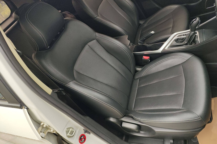 吉利汽车 远景X3 2019款 升级版 1.5L CVT精英型局部细节41