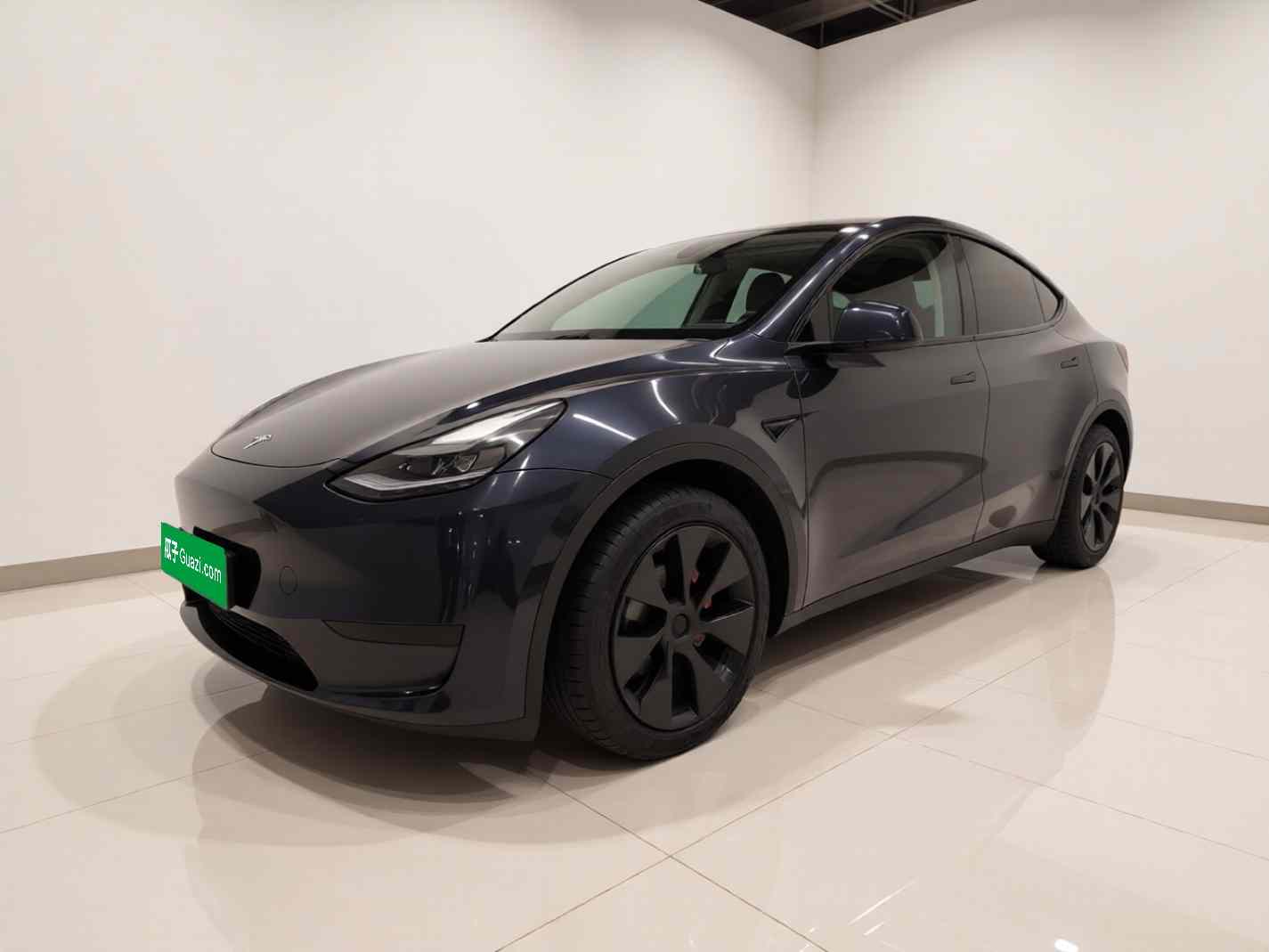 特斯拉 Model Y 2024款 后轮驱动版(2)