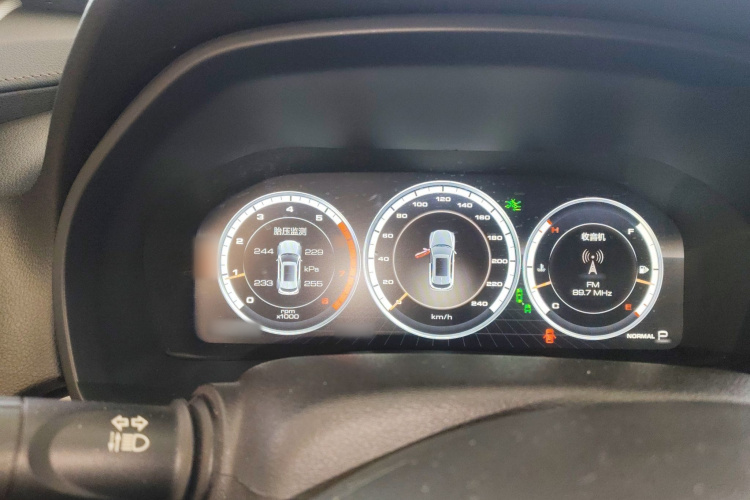 魏牌 VV7 2017款 2.0T 旗舰型局部细节14