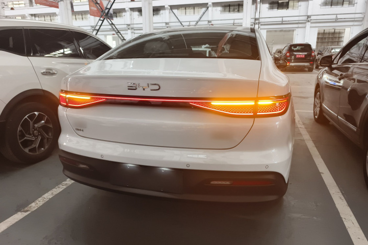 比亚迪 海豹05 DM-i 2026款 DM-i 128KM豪华型车身外观6004