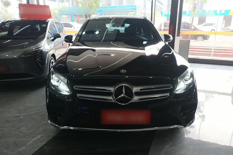 奔驰GLC 2019款 GLC 260 L 4MATIC 动感型车身外观2