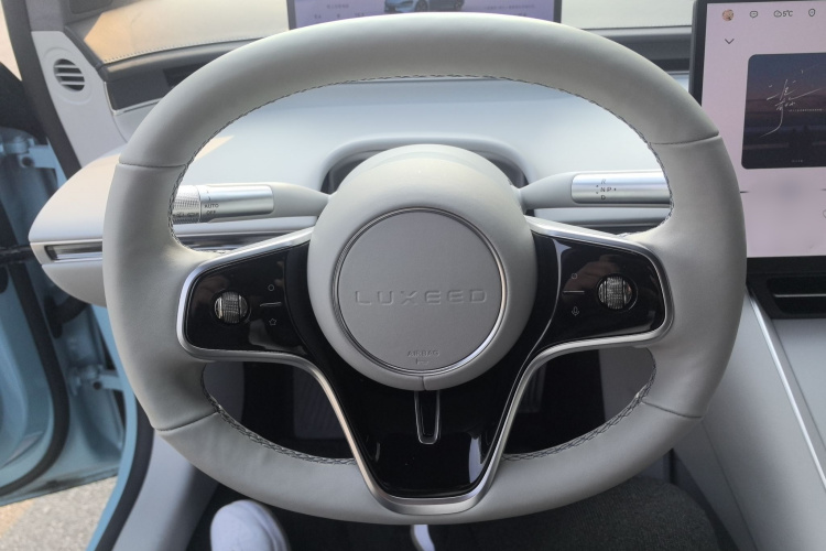 鸿蒙智行 智界S7 2025款 855km Max局部细节13