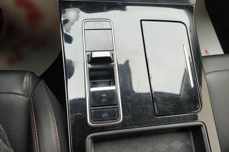 星途追风 2020款 乘风破浪版 1.5T CVT星睿版局部细节18