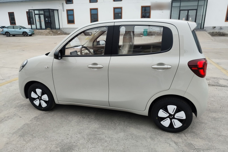 五菱汽车 宏光MINIEV 2025款 四门版 进阶款车身外观6003