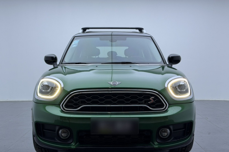 MINI Countryman 2020款 2.0T COOPER S ALL4 极地版车身外观6001