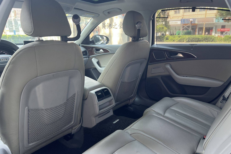 奥迪A6L 2014款 30 FSI 技术型中控内饰7003