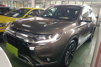 三菱 欧蓝德 2019款 2.4L 四驱致享版 7座 国V