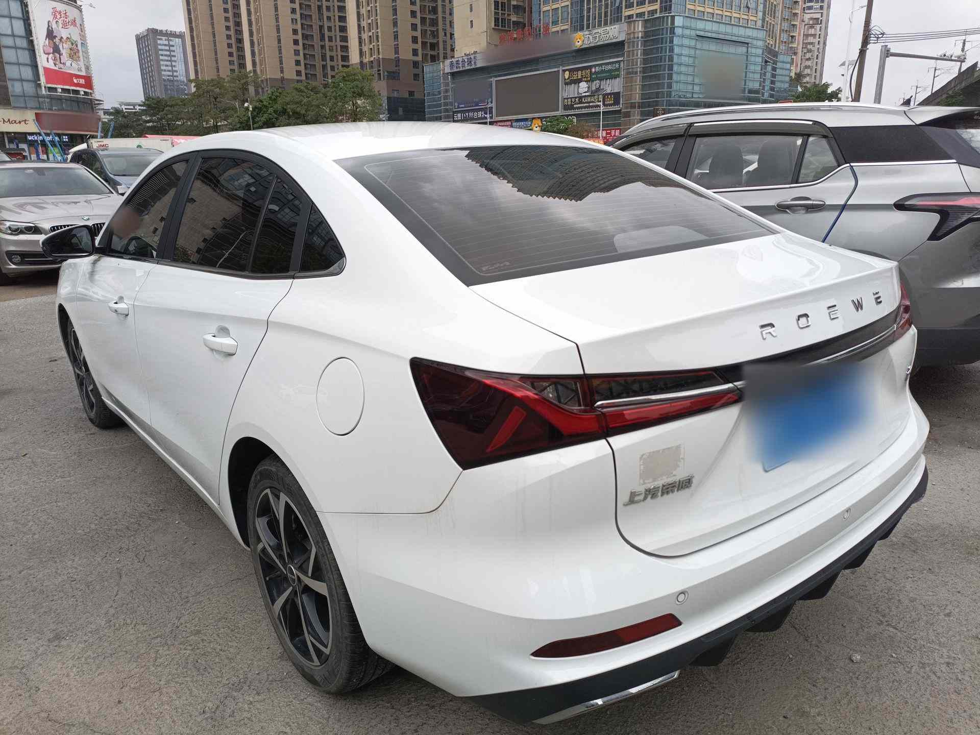 荣威i5 2023款 1.5L CVT豪华版(3)