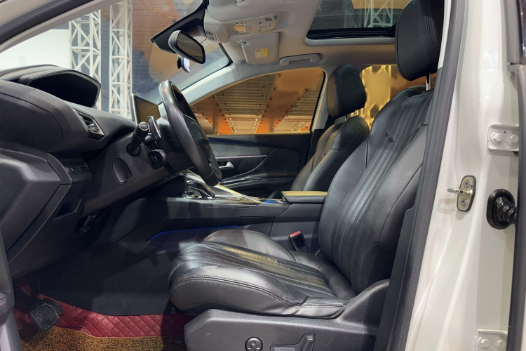 标致4008 2017款 350THP 豪华版中控内饰7002