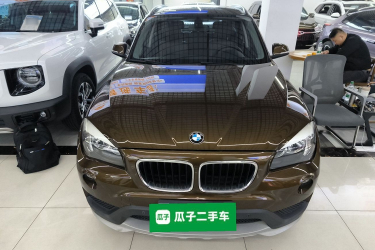 宝马X1 2015款 sDrive18i 时尚晋级版车身外观2