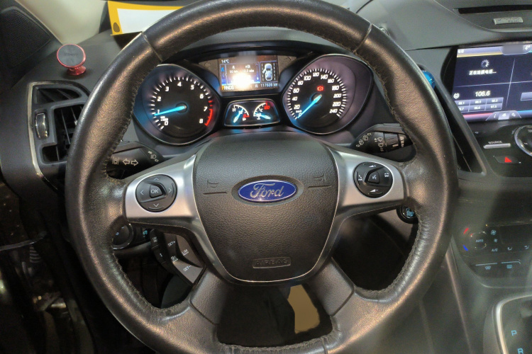 福特 翼虎 2015款 2.0L GTDi 四驱尊贵型局部细节13