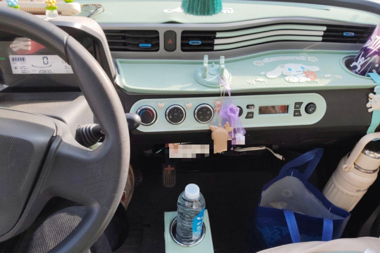 五菱汽车 宏光MINIEV 2022款 轻松款 磷酸铁锂局部细节16