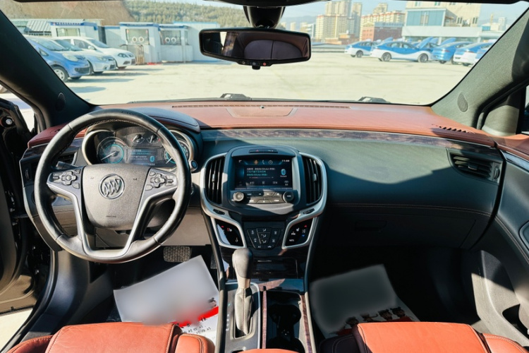 别克 君越 2013款 2.4L SIDI精英舒适型车身外观6012