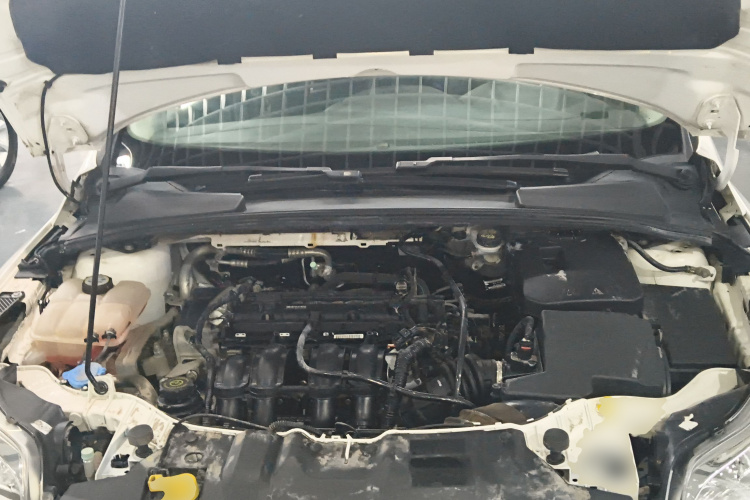 福特 福克斯 2012款 三厢 1.6L 自动舒适型局部细节24