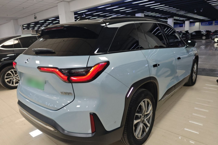 蔚来ES6 2020款 600KM 运动版车身外观6005