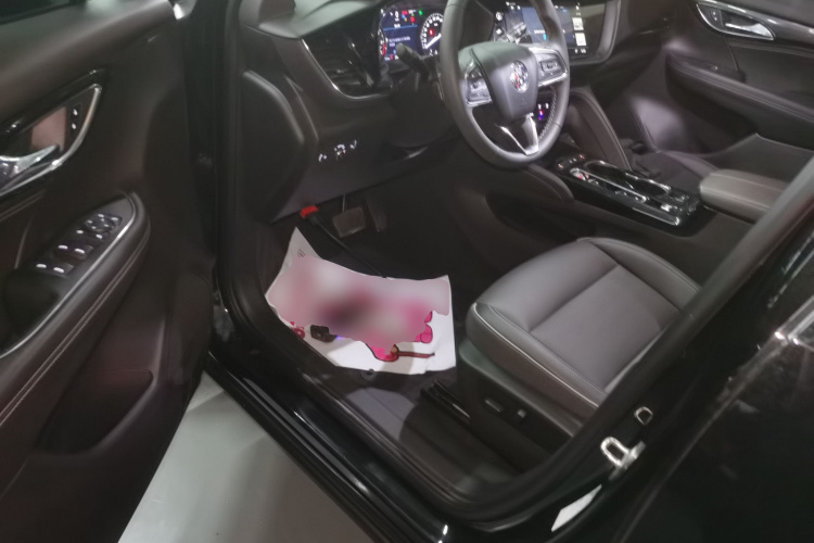 别克 2022款 改款 昂科威S 552T 两驱豪华型中控内饰20