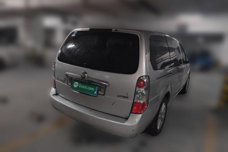 别克GL8 2014款 2.4L 经典版车身外观6005